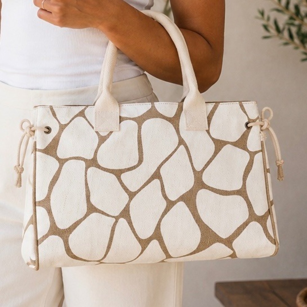Nordstrom NWT Giraffe Print Canvas Tote Bag Tan Cream Animal Print Shopper Bag